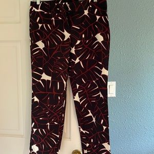 Ann taylor croped leg size 6